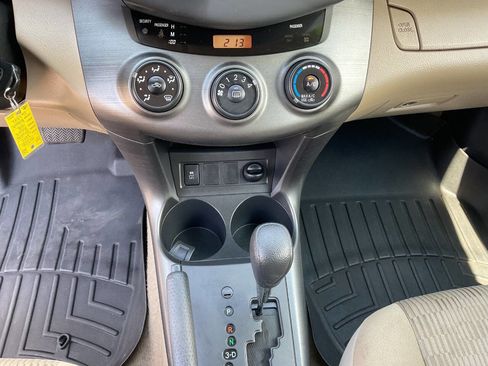 Used 2012 Toyota RAV4 4WD w/ Value Pkg image 21