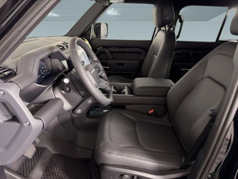 Used 2026 Land Rover Defender 110 S AWD/4WD image 4