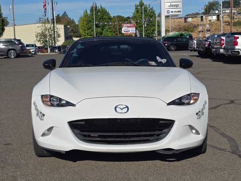 Used 2017 MAZDA MX-5 Miata Sport RWD image 19