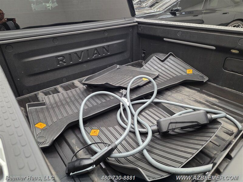 Used 2022 Rivian R1T Adventure AWD/4WD image 7