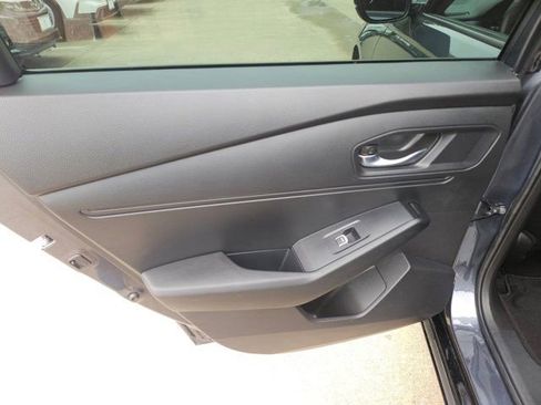 Used 2025 Honda Accord EX-L image 12