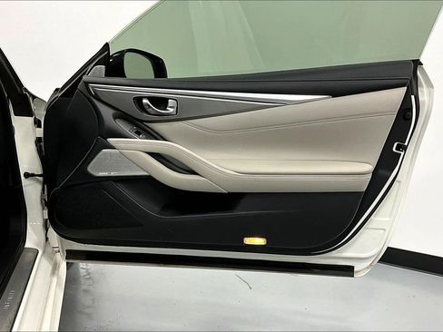 Used 2017 INFINITI Q60 w/ Premium Plus Package 3.0T image 23