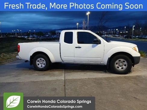 Used 2020 Nissan Frontier S RWD image 2