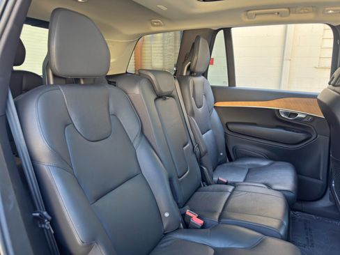 Used 2023 Volvo XC90 B6 Plus w/ Protection Package Premier AWD/4WD image 38