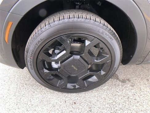 New 2025 Kia Sorento X-Line EX image 10