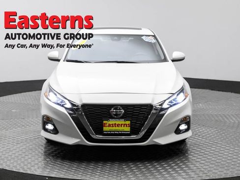 Used 2022 Nissan Altima 2.5 SL image 2