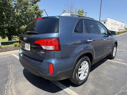 Used 2014 Kia Sorento LX AWD/4WD image 8