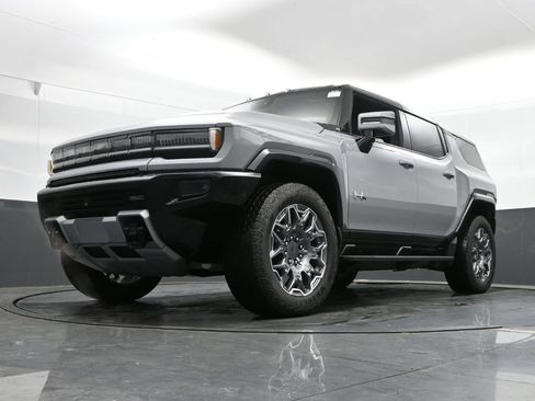 Used 2025 GMC Hummer EV 3X AWD/4WD image 43