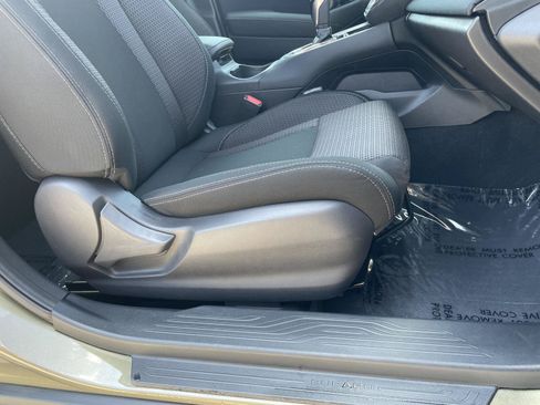 Used 2025 Subaru Outback Premium w/ Popular Package #1A AWD/4WD image 26