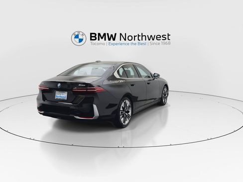 New 2027 BMW 530i xDrive w/ Premium Package AWD/4WD image 3