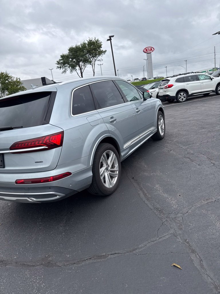 Used 2024 Audi Q7 3.0T Premium Plus AWD/4WD image 7
