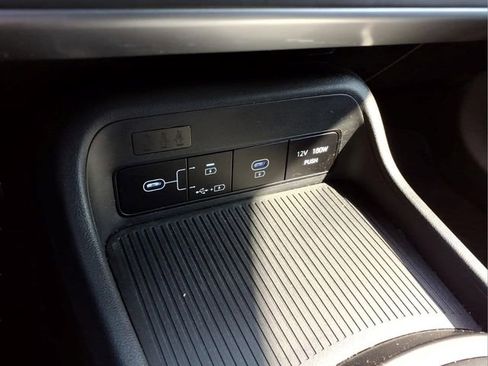 Used 2024 Hyundai Kona SEL FWD image 22