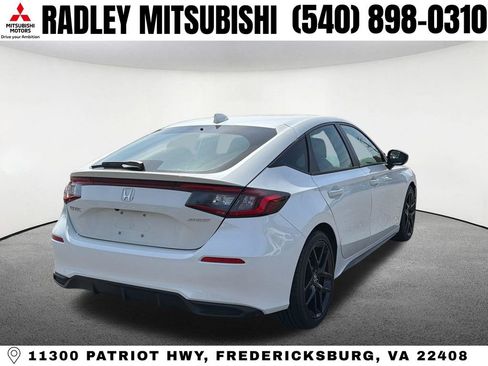 Used 2023 Honda Civic Sport image 18