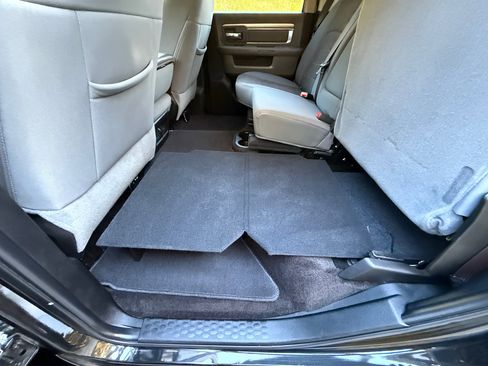 Used 2018 RAM 1500 Big Horn image 23