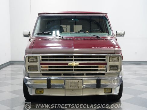 Used 1990 Chevrolet G20 image 17