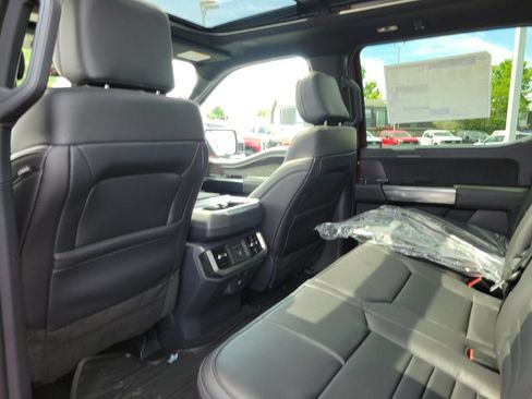 New 2026 Ford F150 Platinum w/ Equipment Group 702A High AWD/4WD image 15