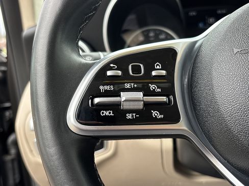 Used 2020 Mercedes-Benz C 300 4MATIC Sedan image 15