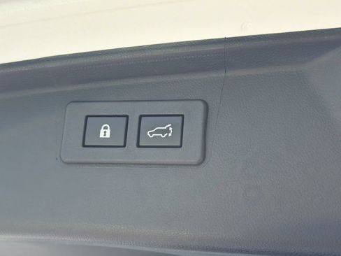 Certified 2024 Subaru Outback Limited AWD/4WD image 16