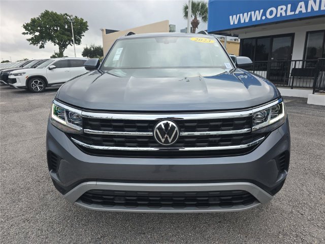 Used 2023 Volkswagen Atlas SE w/ Panoramic Sunroof Package FWD image 2