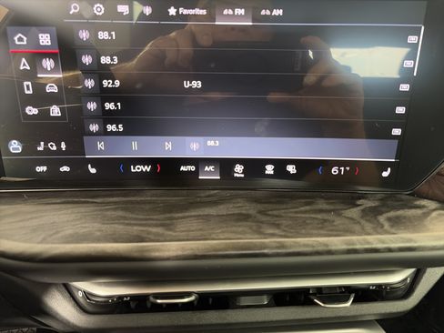 Used 2025 Audi Q5 Premium Plus AWD/4WD image 19