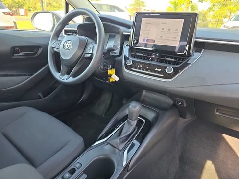 Used 2024 Toyota Corolla LE FWD image 16