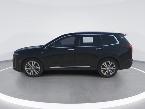 Used 2024 Cadillac XT6 Premium Luxury w/ Platinum Package FWD image 6