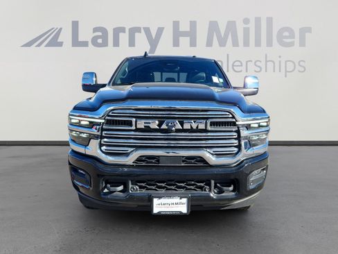 New 2025 RAM 2500 Laramie image 8