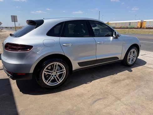 Used 2015 Porsche Macan S image 17