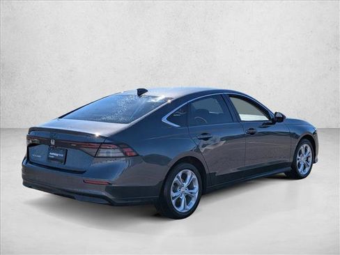 Certified 2025 Honda Accord LX image 5