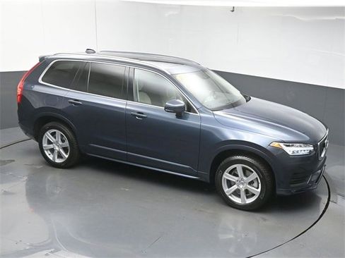 Used 2021 Volvo XC90 T5 Momentum w/ Climate Package image 42