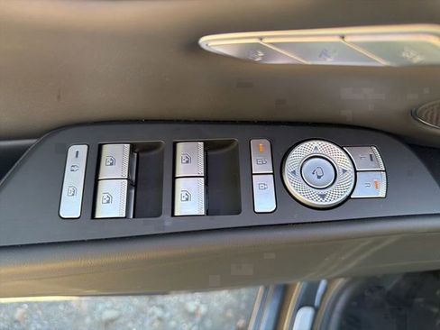 Used 2026 Genesis G80 2.5T AWD/4WD image 17