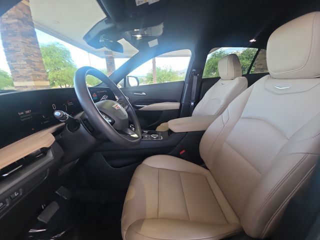 Certified 2024 Cadillac XT4 Luxury FWD image 18