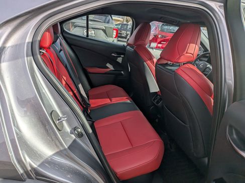 Used 2021 Lexus UX 250h F Sport image 32