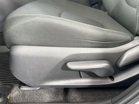 Certified 2025 Toyota RAV4 LE image 25