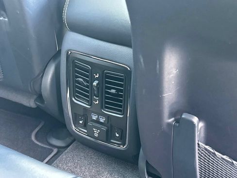Used 2015 Jeep Grand Cherokee Overland w/ Advanced Technology Group AWD/4WD image 45