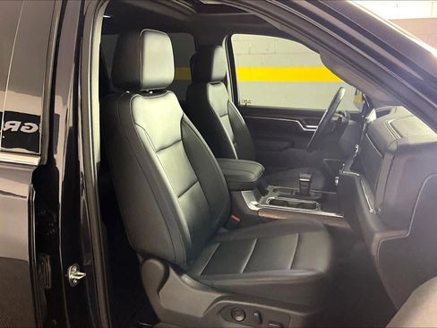 Used 2023 GMC Sierra 1500 SLT RWD image 9