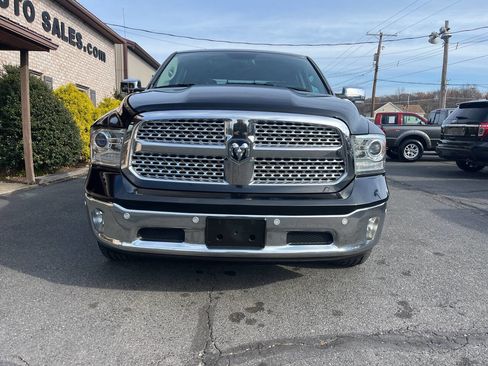 Used 2017 RAM 1500 Laramie w/ Convenience Group image 3