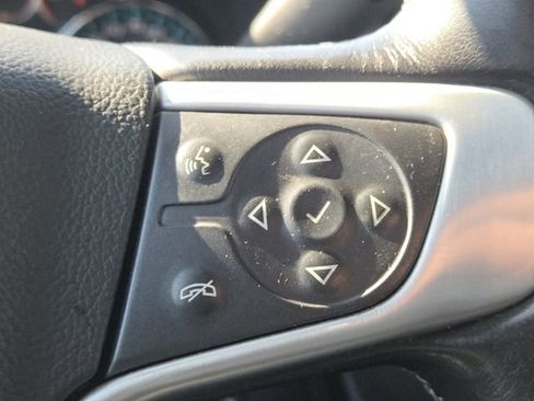 Used 2019 GMC Sierra 1500 SLE w/ SLE Value Package image 6