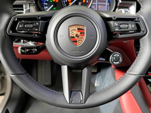 New 2026 Porsche Macan GTS image 22