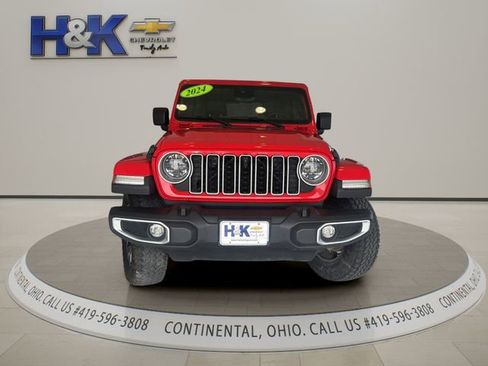 Used 2024 Jeep Wrangler Sahara w/ Technology Group image 2