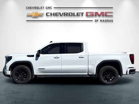 Used 2025 GMC Sierra 1500 Elevation w/ Elevation Premium Package AWD/4WD image 6