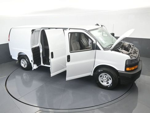 New 2025 Chevrolet Express 3500 Extended w/ Driver Convenience Package image 63