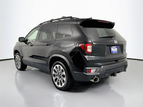 Certified 2024 Honda Passport Black Edition image 7