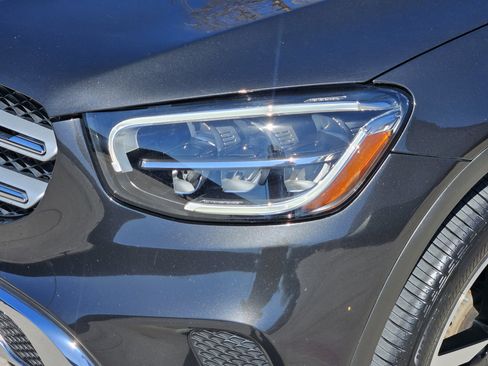 Certified 2020 Mercedes-Benz GLC 300 w/ Premium Package image 7