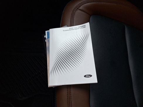 Used 2024 Ford Bronco Outer Banks image 27