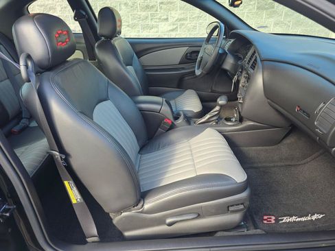 Used 2002 Chevrolet Monte Carlo SS w/ Preferred Equipment Group FWD image 24