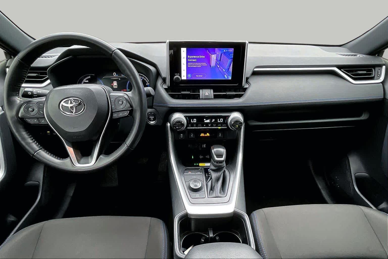 Used 2025 Toyota RAV4 SE w/ Convenience Package AWD/4WD image 16