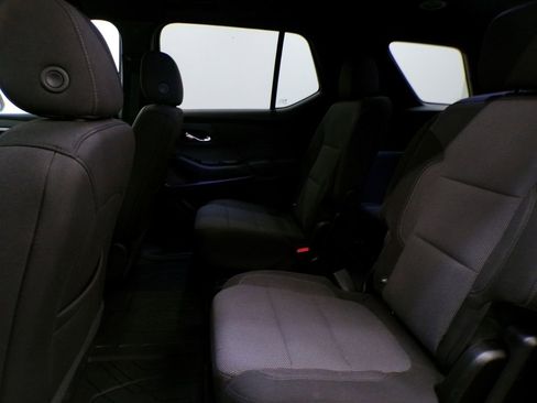 Used 2023 Chevrolet Traverse LT w/ LPO, Floor Liner Package image 20