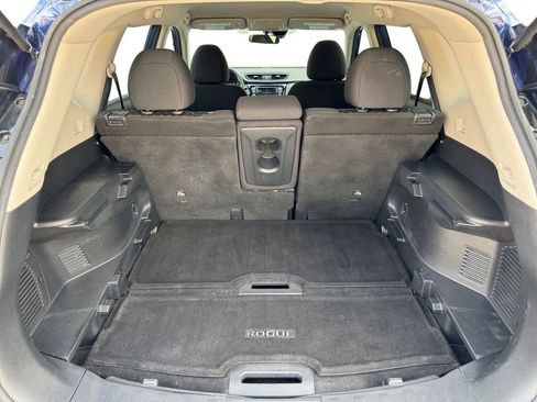 Used 2020 Nissan Rogue S image 21