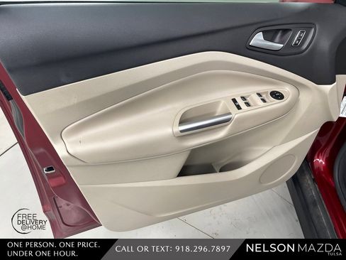 Used 2013 Ford C-MAX SEL image 20